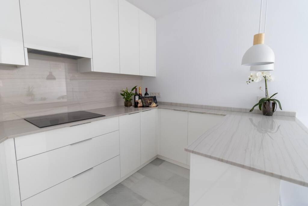 Polo Apartaments 5E Jacaranda Marbella Zewnętrze zdjęcie